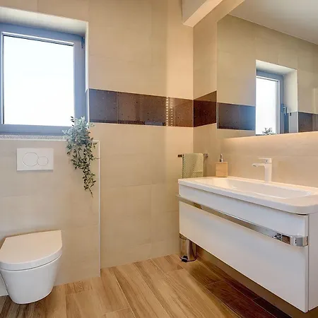 בית נופש Strandnahe Luxusvilla Mit Aussendusche, Bbq, Klima, Wlan