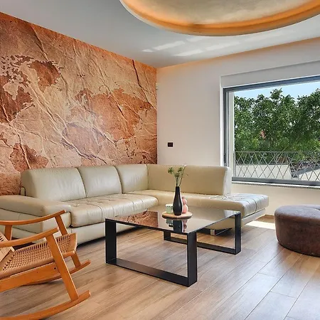 בית נופש Strandnahe Luxusvilla Mit Aussendusche, Bbq, Klima, Wlan מדולין