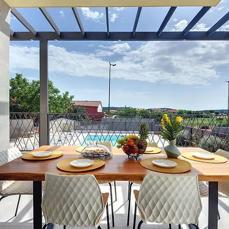 בית נופש Strandnahe Luxusvilla Mit Aussendusche, Bbq, Klima, Wlan *