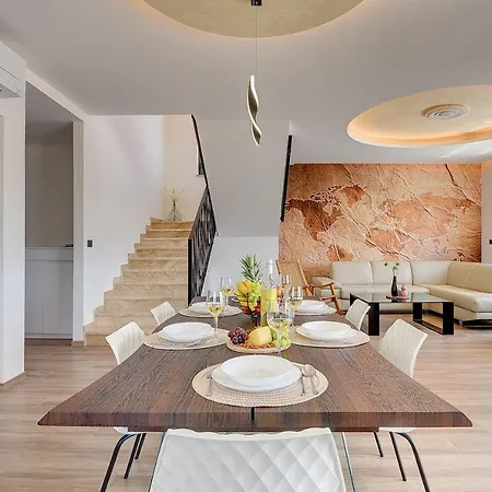 Tatil Evi Strandnahe Luxusvilla Mit Aussendusche, Bbq, Klima, Wlan *
